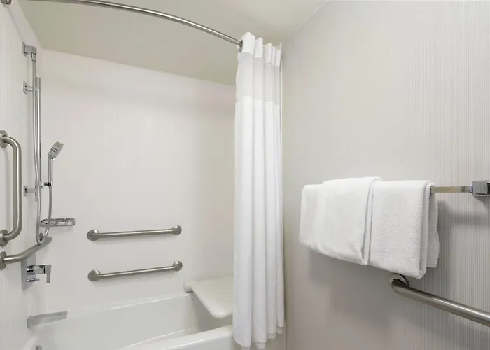 Courtyard By Marriott- Austin