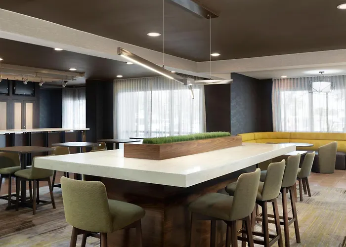 Courtyard By Marriott- Austin