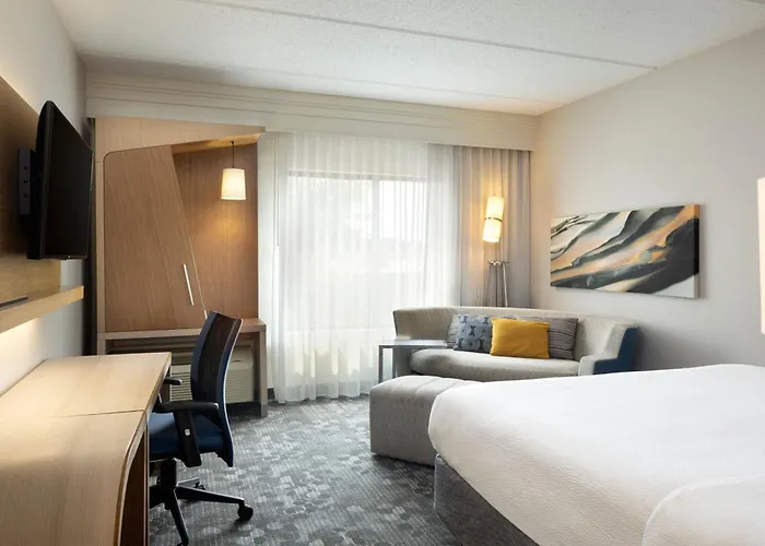 Courtyard By Marriott- Austin Hotel 3*