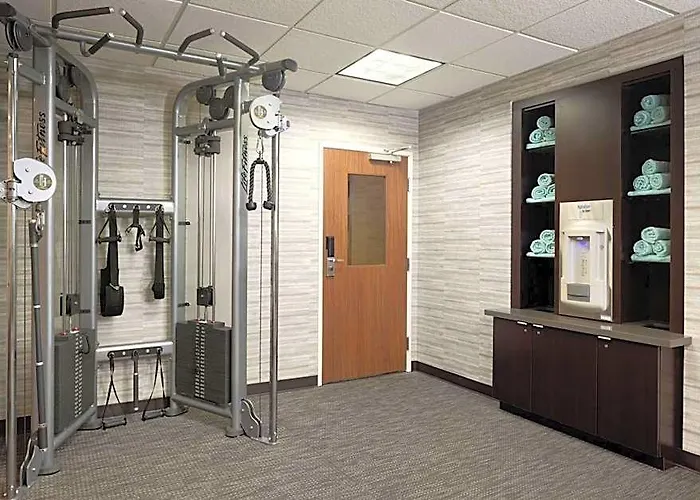 Courtyard By Marriott- Austin 3*